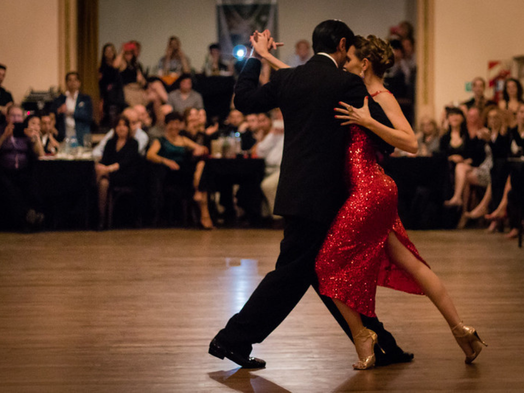 Professional Tango Dancers 